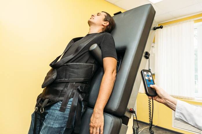 tracción trasera para la osteocondrosis